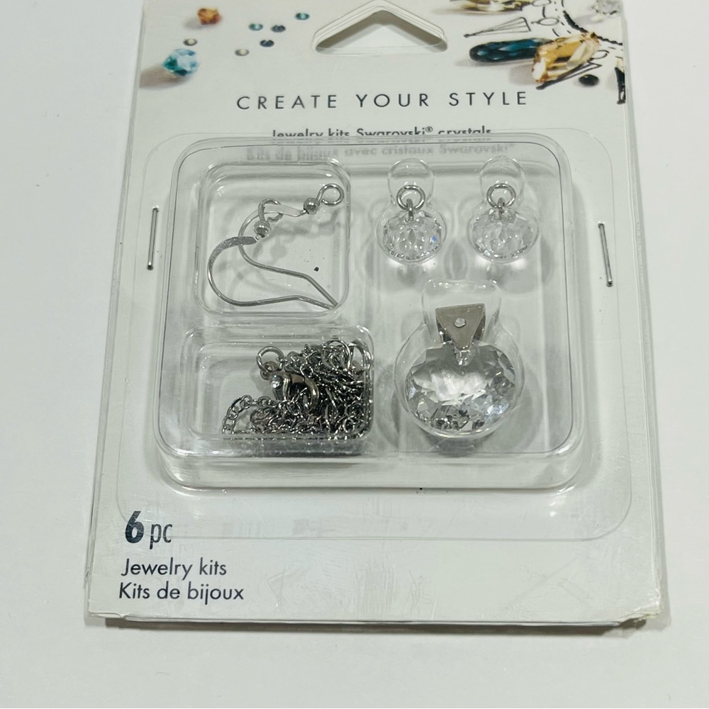 Lot of 2 NWT Swarovski Jewelry Kits w/ Necklace and Earrings - Red - White - Picture 4 of 6